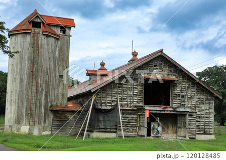 雫石　小岩井農場四号牛舎 120128485