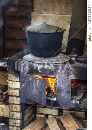 The pot is on fire 120132084