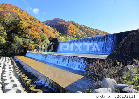 日本登録有形文化財 六渕・瀬場砂防堰堤 日本登録有形文化財 六渕・瀬場砂防堰堤 120132111