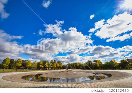 青空に映えるハートピア春江 120132480