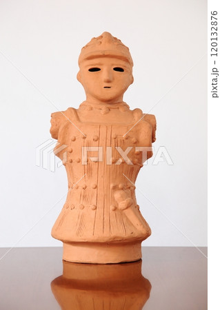 埴輪の置き物 120132876