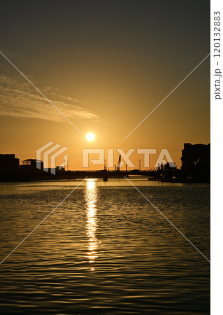 幣舞橋と夕日 幣舞橋と夕日 120132883