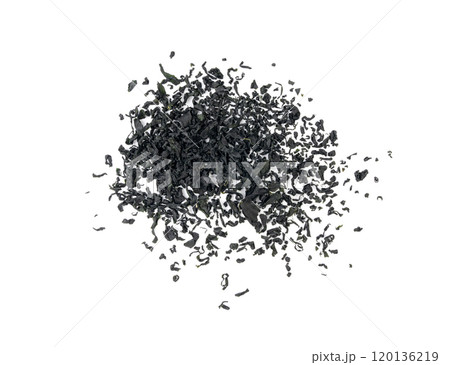 Wakame seaweed pieces isolated, edible raw algae, dry undaria pinnatifida healthy food kelp 120136219