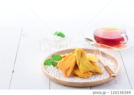 食物繊維たっぷり ドライマンゴー 食物繊維たっぷり ドライマンゴー 120136389