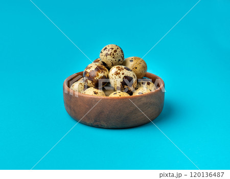 Quail Eggs, Diet Egg, Healthy Breakfast, Natural Organic Nutrition, Salad Ingredient Spotted Quail Egg 120136487