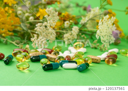 Herbal Pills, Nature Medicine Supplements, Plant Capsules, Vitamin Mineral Medicine, Healthy Drugs, Herbal Pills, Nature Medicine Supplements, Plant Capsules, Vitamin Mineral Medicine, Healthy Drugs, 120137561