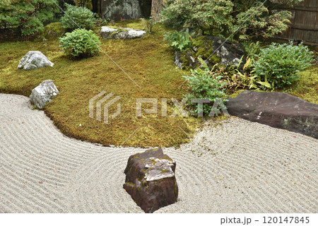 妙心寺塔頭　大心院　阿吽庭(東庭) 120147845