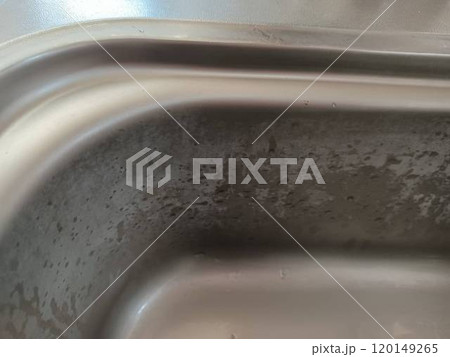 キッチン流し台シンクの水垢汚れ 120149265
