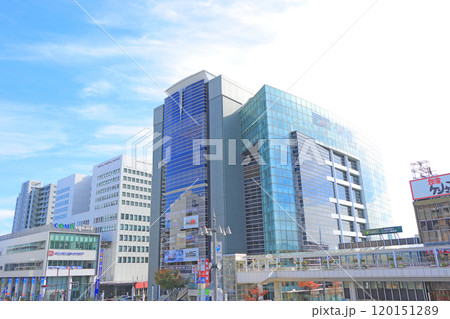 愛知県豊田市、豊田市駅前参合館の風景 120151289