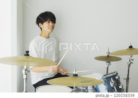 バンド　ライブ  120158339