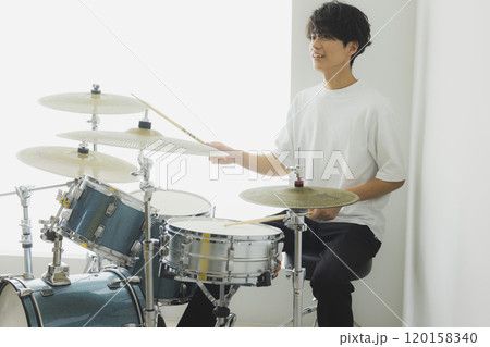 バンド　ライブ  120158340