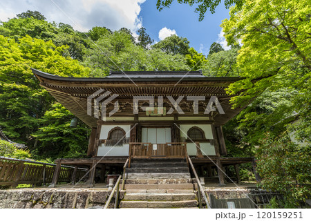 女人高野室生寺 護摩堂　奈良県宇陀市室生 120159251
