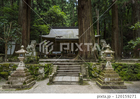 龍穴神社拝殿 奈良県宇陀市室生 龍穴神社拝殿 奈良県宇陀市室生 120159271