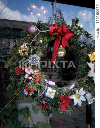 Christmas decorations in town / 街のクリスマスリース,Xmas飾付け Christmas decorations in town / 街のクリスマスリース,Xmas飾付け 120160620