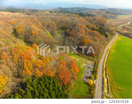 晩秋の北海道乙部町で貝子沢化石公園の風景を空撮 晩秋の北海道乙部町で貝子沢化石公園の風景を空撮 120161016