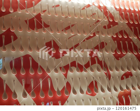 均等に並んだれんげ 120161475