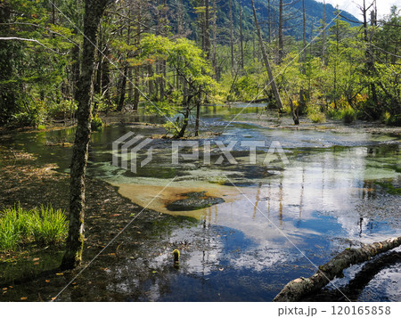 晩夏の北アルプス長野・梓川 晩夏の北アルプス長野・梓川 120165858