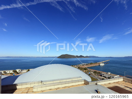 サンポート高松に完成間近のあなぶきアリーナ香川(香川県立アリーナ) サンポート高松に完成間近のあなぶきアリーナ香川(香川県立アリーナ) 120165965