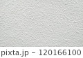 でこぼこした白い外壁 120166100