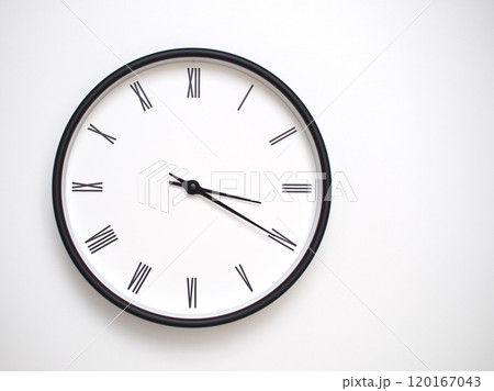 Clock Showing 15.20 or 03.20 with Roman Numerals. Simple Round Clock for Concepts of Time Management and Scheduling. Clock Showing 15.20 or 03.20 with Roman Numerals. Simple Round Clock for Concepts of Time Management and Scheduling. 120167043