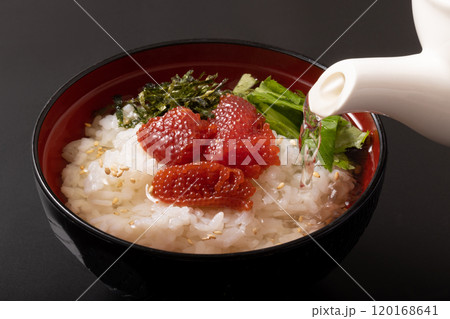 だし茶漬け 銀鮭の筋子(銀子) だし茶漬け 銀鮭の筋子(銀子) 120168641