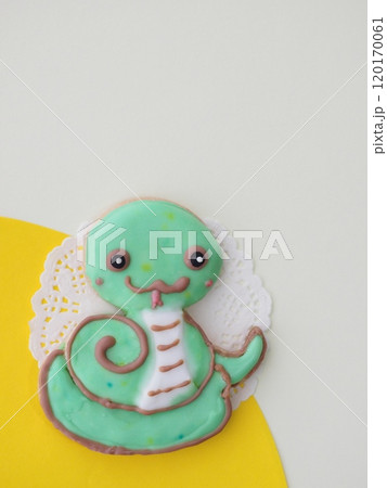 年賀状イメージ 干支 へび 年賀状イメージ 干支 へび 120170061