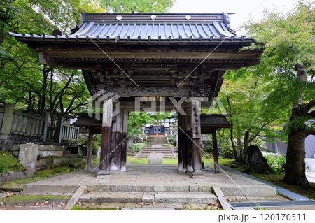 珍蔵寺正門 120170511