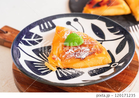 手作りリンゴケーキ 120171235