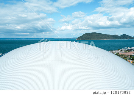 あなぶきアリーナ香川(中四国最大級のアリーナ)高松サンポート2024年11月撮影 あなぶきアリーナ香川(中四国最大級のアリーナ)高松サンポート2024年11月撮影 120173952