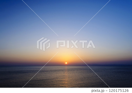 陸奥湾の夕陽 陸奥湾の夕陽 120175126