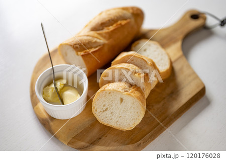 美味しいフランスパン 120176028