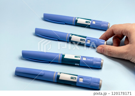 Ozempic Insulin injection pen or insulin cartridge pen for diabetics. 120178171