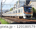 夕方の東急東横線を走る東京メトロ17000系 120180579
