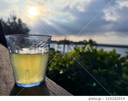 ベイサイドの朝にフレッシュジュースA 120182014