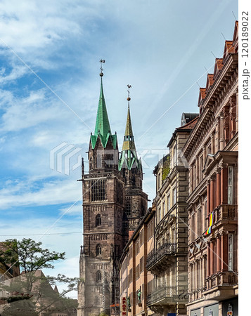 The St. Sebald Church in Nuremberg, Germany The St. Sebald Church in Nuremberg, Germany 120189022