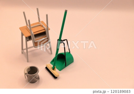 掃除の時間(学校) イメージ 掃除の時間(学校) イメージ 120189083