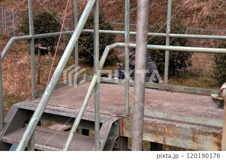 建築塗装錆落とし錆止め下塗り上塗りマスク足場養生木造鉄骨 120190176