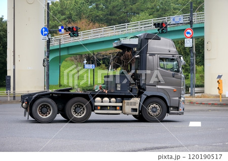 トレーラートラック 120190517
