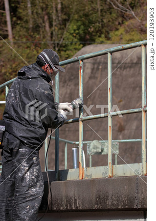 建築塗装錆落とし錆止め下塗り上塗りマスク足場養生木造鉄骨 120193903