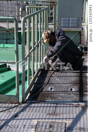 建築塗装錆落とし錆止め下塗り上塗りマスク足場養生木造鉄骨 建築塗装錆落とし錆止め下塗り上塗りマスク足場養生木造鉄骨 120193941