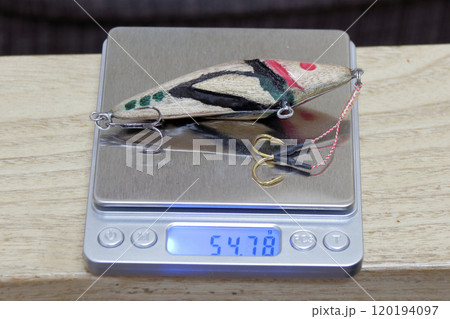 木工教室彫刻桐キリ木DIYルアー 120194097