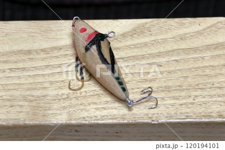 木工教室彫刻桐キリ木DIYルアー 120194101