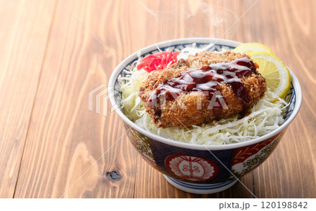 安くて美味しい コロッケ丼 （ ソースコロッケ丼 ） 120198842
