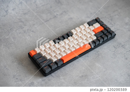 レトロなキーボード レトロなキーボード 120200389