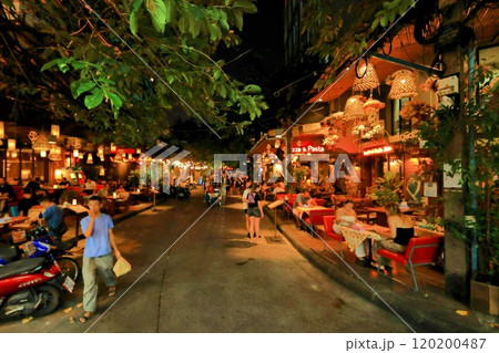 バンコク カオサン通り/Thanon Ram Buttr 夜の風景 バンコク カオサン通り/Thanon Ram Buttr 夜の風景 120200487