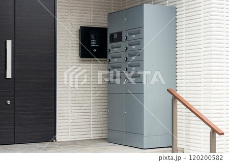 アパートの宅配ボックス　ポスト 120200582