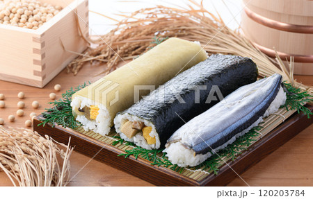 田舎寿司の3本セット （ 海苔巻き 昆布巻き寿司 さんま寿司 ） 郷土料理 和歌山県 那智勝浦町 120203784