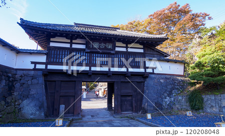 長野県小諸市懐古園の紅葉　 120208048