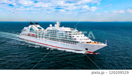 クルーズ客船 MITSUI OCEAN FUJI (三井オーシャンフジ) クルーズ客船 MITSUI OCEAN FUJI (三井オーシャンフジ) 120209529