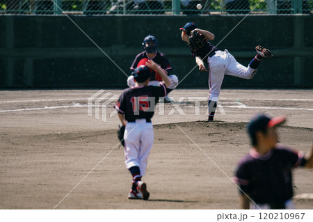 少年野球試合風景 120210967